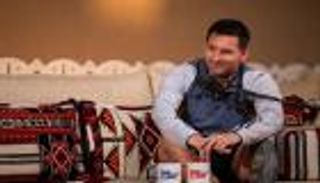 عبر عمرو أديب.. ميسي يفاجئ جماهيره بشأن المطبخ (فيديو)