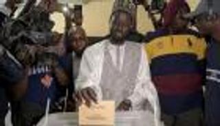 السنغال تتمرد على «إرث المرحلة».. هل يخرج «فاي» الكارت الأحمر لفرنسا؟