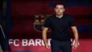 «برشلونة المُهرج» يقود تشافي إلى ساحات القضاء