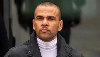 خروج داني ألفيس من السجن