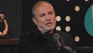 مصمم الأزياء اللبناني إيلي صعب