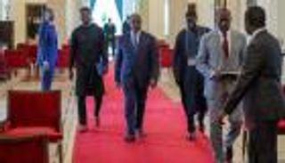 «لقاء في القصر».. سال وفاي وسونكو يبحثون تسليم السلطة بالسنغال