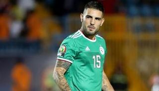 أندي ديلور بقميص منتخب الجزائر