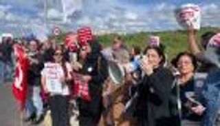 بمشاركة يهودية.. عرب إسرائيل يحيون «يوم الأرض» بطلب «وقف الحرب»