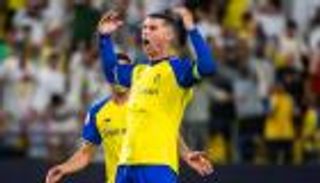 رغم الهاتريك.. رونالدو يرفع الراية البيضاء في الدوري السعودي