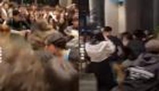 سبب مشاجرة الفتيات داخل «ستاربكس التجمع».. علاقة عاطفية أم النميمة؟