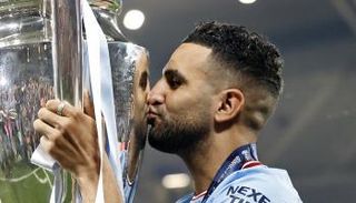 رياض محرز بقميص مانشستر سيتي