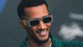 محمد رمضان ينفعل داخل أحد الفنادق بعد قطع الصوت عنه: «ليه مستقصدينا»