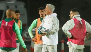 فلاديمير بيتكوفيتش مدرب منتخب الجزائر