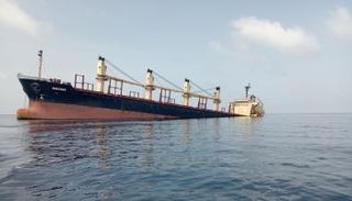 سفينة روبيمار التي غرقت بعد هجوم حوثي - أرشيفية