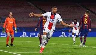 كيليان مبابي أمام برشلونة