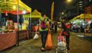 تجربة ماليزية مثيرة لمنع هدر الطعام في رمضان (صور)