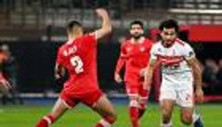من ركلة ركنية.. هدف عجيب يسكن شباك الزمالك (فيديو)
