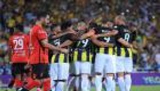 كيفية مشاهدة البث المباشر لمباراة الاتحاد والوحدة في كأس السوبر السعودي 2024