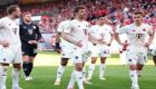 داخل الغرف.. تدريبات نادرة تجهز بايرن ميونخ لقمة أرسنال (فيديو)