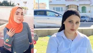الطالبة نيرة صلاح وزميلتها شروق