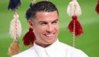 بنكهة عربية.. كريستيانو رونالدو وبنزيما يهنئان المسلمين بعيد الفطر (صورة)