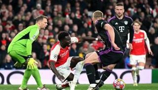 مباراة بايرن ميونخ وأرسنال في دوري أبطال أوروبا