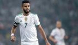 هل أغلق منتخب الجزائر أبوابه أمام محرز؟.. «العين الرياضية» تكشف الحقيقة