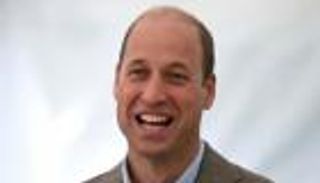 رحلة سرية.. ظهور خاص للأمير ويليام مع «حماته»