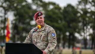 قائد القوات الأمريكية في الشرق الأوسط، مايكل إريك كوريلا