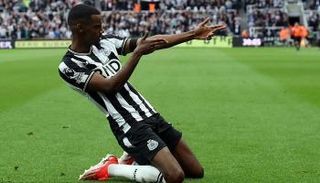 ألكسندر إسحاق مهاجم نيوكاسل يونايتد