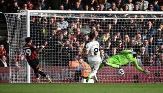 بورنموث ضد مان يونايتد