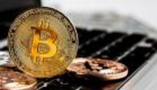 أسعار العملات الرقمية اليوم.. هبوط حاد بقيادة بيتكوين