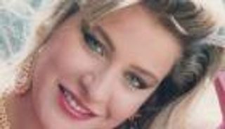 «فاتنة التسعينيات».. ومن الذي لا يحب شيرين سيف النصر؟ (بروفايل)