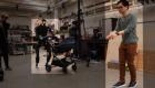 يتحمل الركلات ويحاكي البشر ويتعلم من أخطائه.. روبوت جديد يثير مخاوف العالم