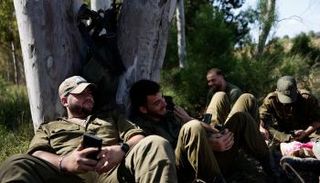 جنود إسرائيليون قرب حدود غزة