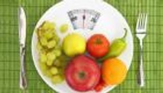 &laquo;النظام الغذائي الخام&raquo;.. 5 أضرار للحميات القاسية