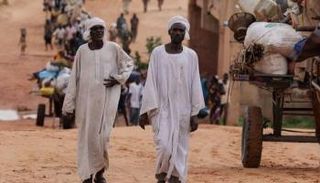 نازحون في السودان جراء المعارك 