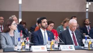 الشيخ شخبوط بن نهيان آل نهيان خلال المؤتمر الإنساني بشأن السودان