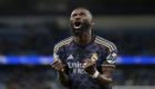 «الله أكبر».. احتفال روديغر يأسر القلوب بعد ملحمة ريال مدريد (فيديو)