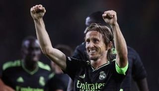 لوكا مودريتش أمام مانشستر سيتي