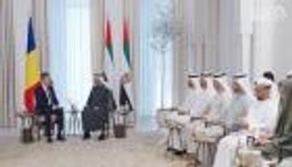 محمد بن زايد ورئيس وزراء رومانيا يناقشان سبل خفض التصعيد بالمنطقة