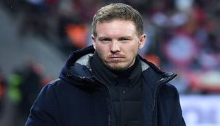 جوليان ناغلسمان 