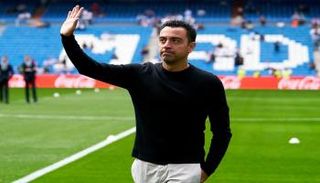 تشافي هيرنانديز مدرب برشلونة