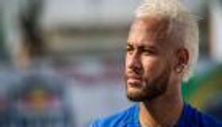 بسبب برشلونة.. نيمار ضحية سخرية «زملاء الأمس»