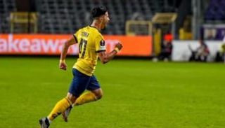 محمد الأمين عمورة لاعب سانت جيلواز