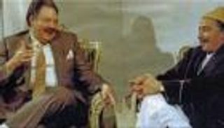 يحيى الفخراني يكشف تفاصيل المكالمة الأخيرة مع «صديق عمره» صلاح السعدني