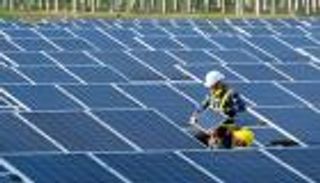 قفزة في إنتاج الطاقة المتجددة بمصر.. دور استثنائي للقطاع الخاص