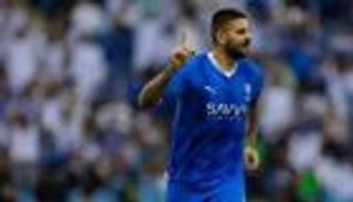 هل يشارك؟.. ميتروفيتش يقتحم موقعة الهلال والعين بظهور مفاجئ (فيديو)