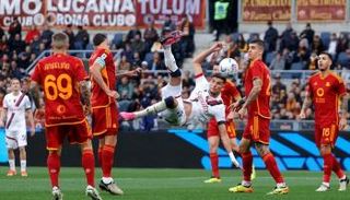 هدف أسامة العزوزي في شباك روما