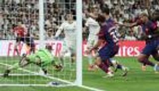 واقعة الكلاسيكو ليست الأولى.. برشلونة ضحية الأهداف الملغاة في الليغا