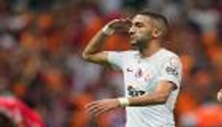 منها الراتب.. 3 عوامل تمهد لبقاء زياش مع غلطة سراي