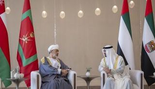الشيخ محمد بن زايد آل نهيان مع سلطان عمان