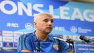 بعد تأهل العين التاريخي.. كريسبو يصدم الهلال والنصر