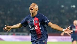 كيليان مبابي لاعب باريس سان جيرمان